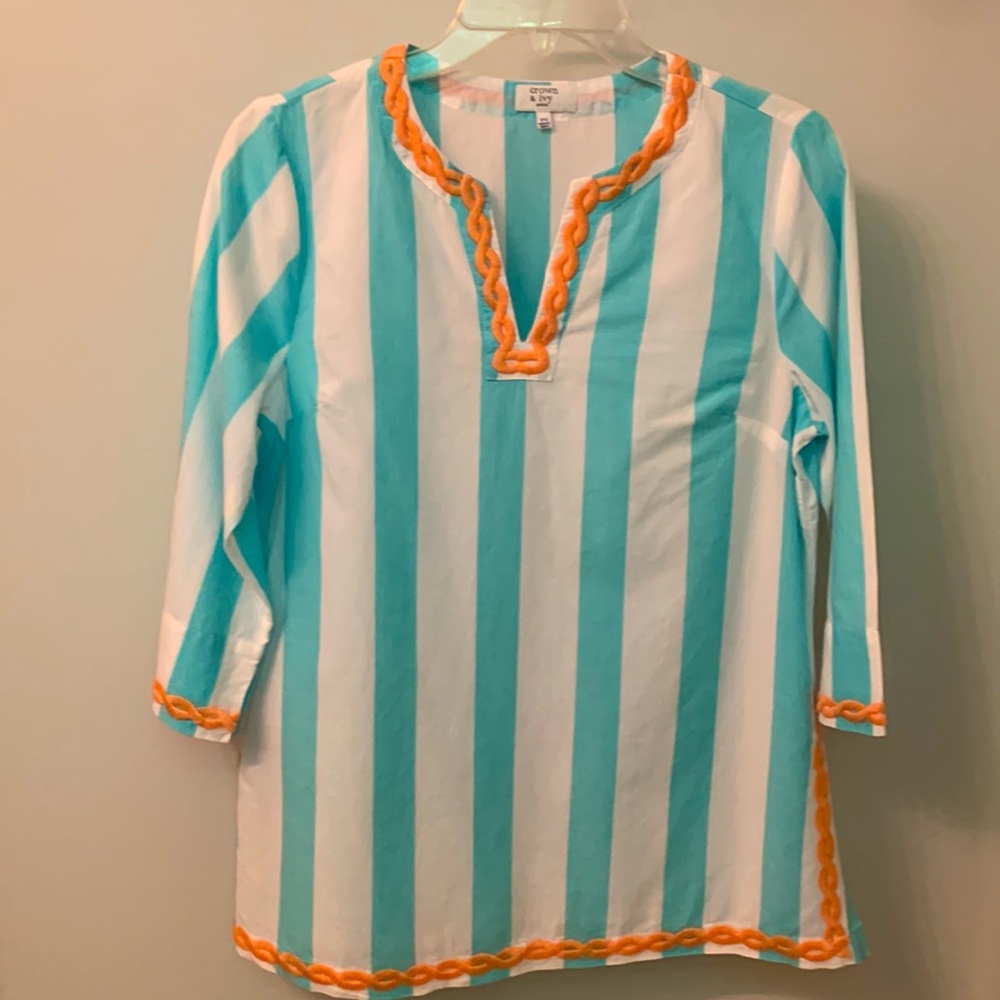 Crown & Ivy Tunic top